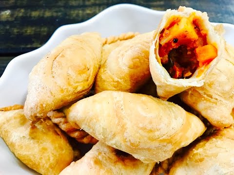 Spiral Vegetable Curry Puffs in Gujarati! - UCoq4cyttGVBzqB5oDtSQsBA