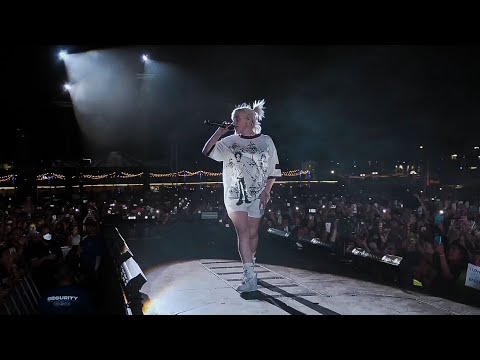 Billie Eilish | All the good girls go to Hell (Live Performance) Las Vegas 2021