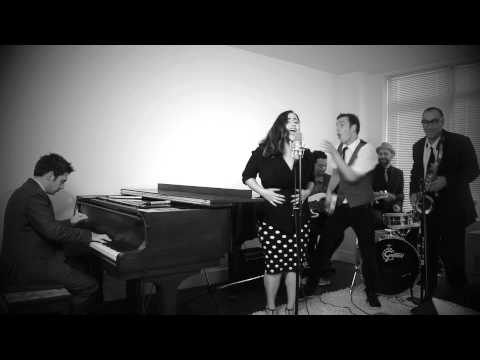 Roar - Vintage Motown Katy Perry Cover ft. Annie Goodchild - UCORIeT1hk6tYBuntEXsguLg