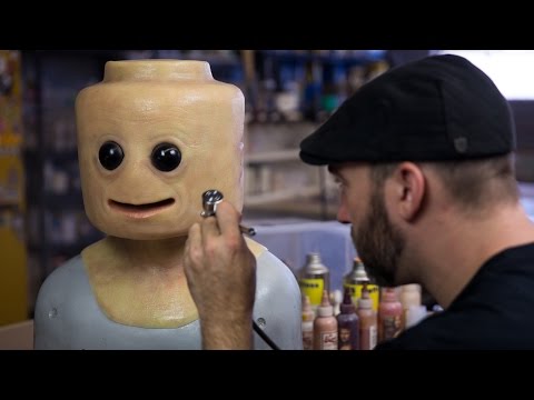 Painting the Realistic LEGO Cosplay Mask! - UCiDJtJKMICpb9B1qf7qjEOA