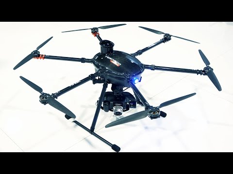 Yuneec Tornado H920 Drone with 18x Optical Zoom at NAB 2015 - UC7he88s5y9vM3VlRriggs7A