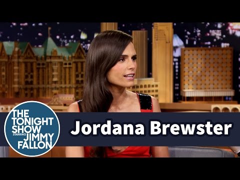 Jordana Brewster Makes a Funny Face - UC8-Th83bH_thdKZDJCrn88g