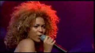 Beyonce Knowles - Work It Out (Live On Rove)
