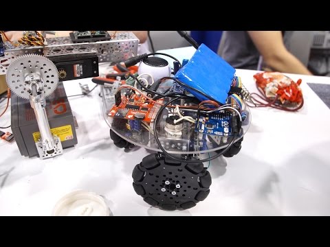 Catching Up with BB-8 Droid Builders at WonderCon 2017 - UCiDJtJKMICpb9B1qf7qjEOA