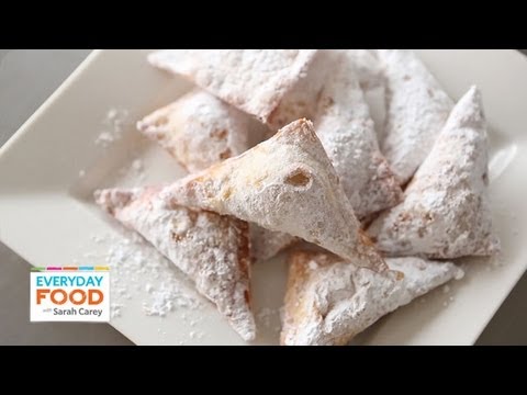 Chocolate-Filled Wontons | Everyday Food with Sarah Carey - UCl0kP-Cfe-GGic7Ilnk-u_Q