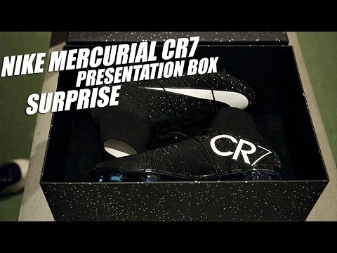 Nike Mercurial Superfly CR7 presentation box suprise at the Unisport store - UC5SQGzkWyQSW_fe-URgq7xw