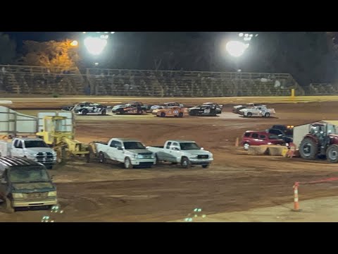 10/18/2024 Thunder Bomber TR Speedway - dirt track racing video image
