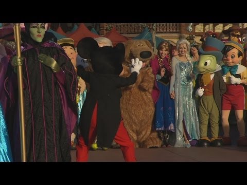 140 Disney Characters help announce 24-hour party with an ultimate Tweet - UCFpI4b_m-449cePVasc2_8g