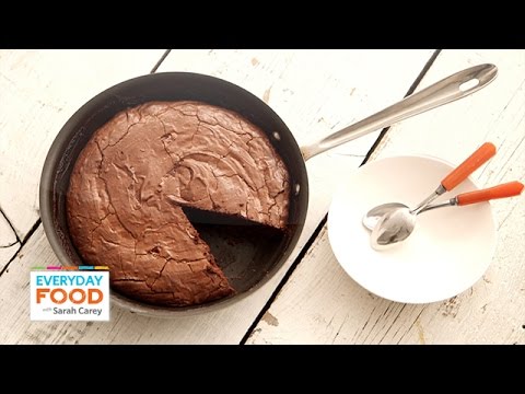 Double-Chocolate Skillet Brownie - Everyday Food with Sarah Carey - UCl0kP-Cfe-GGic7Ilnk-u_Q