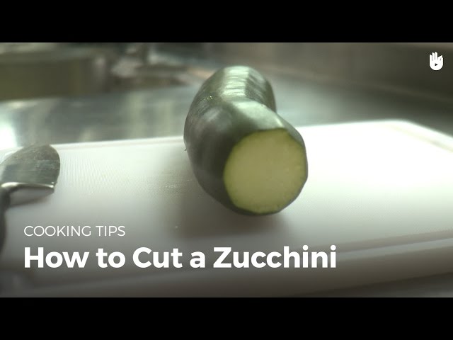 How to Cut Zucchini the Right Way - StuffSure