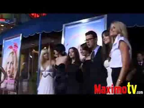 ANNA FARIS, EMMA STONE, KAT DENNINGS, KATHARINE MCPHEE, RUMER WILLIS at "The House Bunny" Premiere - UCybF_bgvjVTAPIm8HT-TNdQ