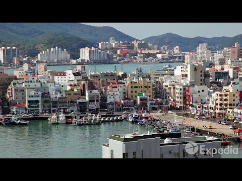 Dongpirang Village Vacation Travel Guide | Expedia - UCGaOvAFinZ7BCN_FDmw74fQ