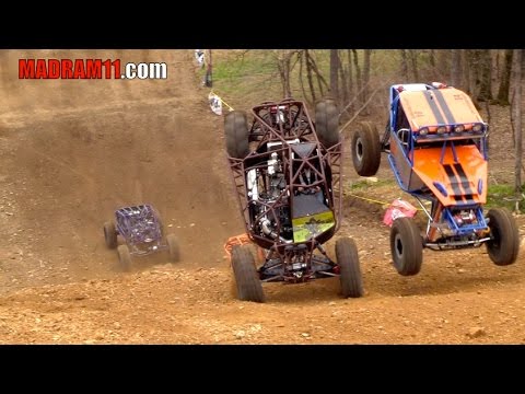 4 WIDE ROCK BOUNCER KNOCKOUT RACING IS INSANE - UCQMYWynQkK-Q-sd0u2_rF0A