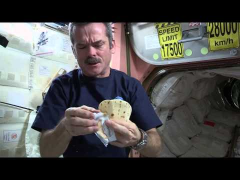How To Make A Peanut Butter and Honey Sandwich In Space | Video - UCVTomc35agH1SM6kCKzwW_g