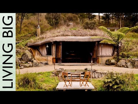 Magical Hobbit-Like Eco Cave House - UCoNTMWgGuXtGPLv9UeJZwBw