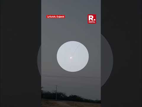 India-Pak War: India Intercepts Pak's Drones Over Kutch | Gujarat | Operation Sindoor 2.0 - UCwqusr8YDwM-3mEYTDeJHzw