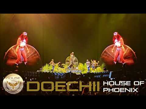 DOECHII   -  LIVE  -   BOOTY DROP  -  HOUSE OF PHOENIX