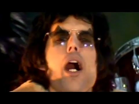 Queen - We Will Rock You (Official Video) - UCiMhD4jzUqG-IgPzUmmytRQ