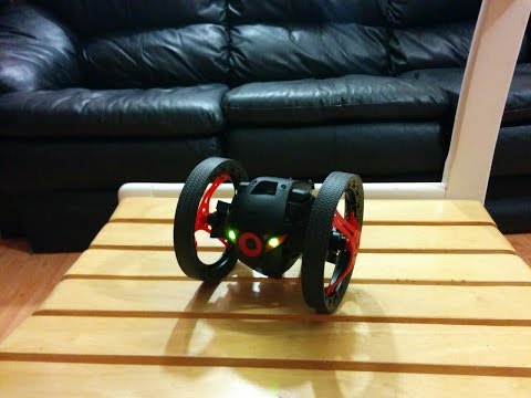 First Run with my New Parrot Minidrones Jumping Sumo - UCNtXmuevdSsl2_xscdGJMhQ