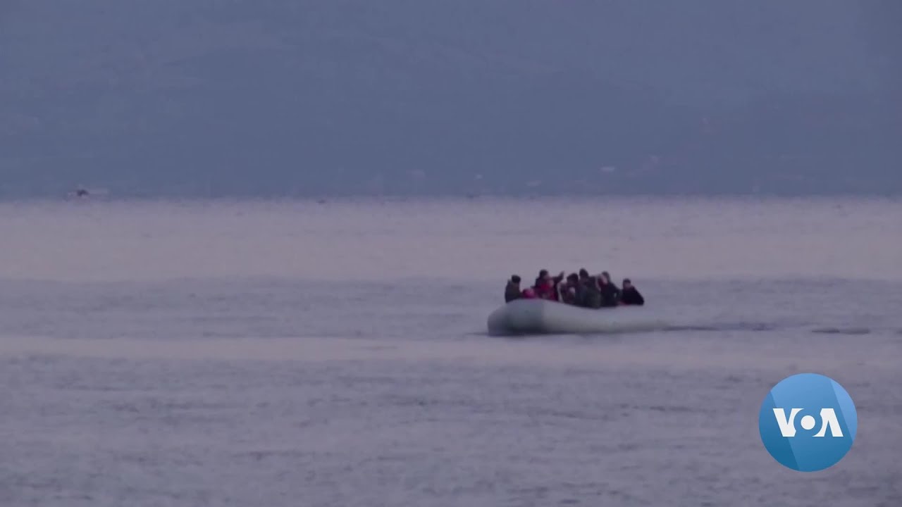 Greece Probes Video Purportedly Showing Migrants Forcibly Abandoned at Sea | VOANews
