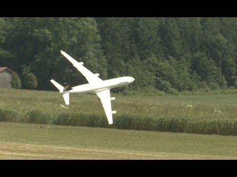 Crash prevented by ADI PITZ RC of his Airbus A 340 at Oppingen Germany - UCLLKGiw9zclsM7QMg6F_00g