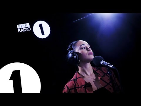 Jorja Smith - The One in the Live Lounge - UC-FQUIVQ-bZiefzBiQAa8Fw