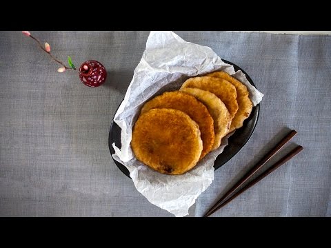 Korean Sweet Pancake (Hotteok) - Korean Series video 5 - CookingWithAlia - Episode 377 - UCB8yzUOYzM30kGjwc97_Fvw