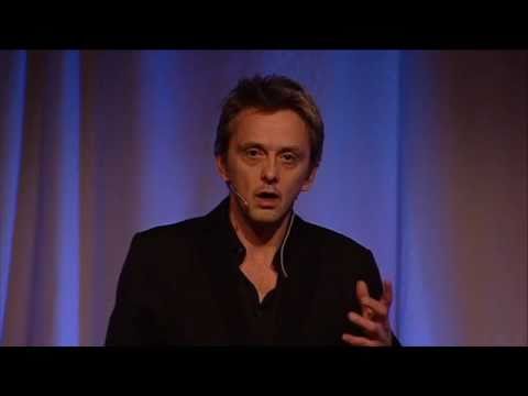 TEDxCopenhagen - Mikael Colville-Andersen - Why We Shouldn't Bike with a Helmet - UCsT0YIqwnpJCM-mx7-gSA4Q