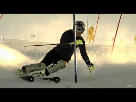 Lindsey Vonn Slow Motion Slalom - Red Bull Moments - UCblfuW_4rakIf2h6aqANefA