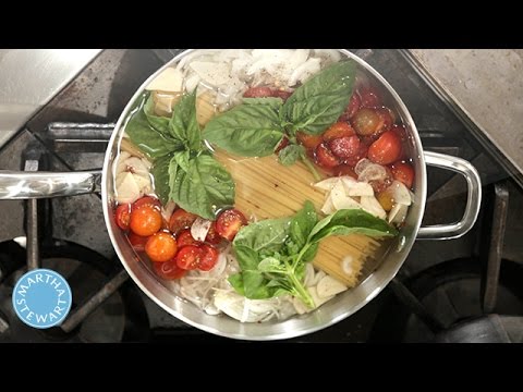 Martha Stewart's Famous One Pot Pasta Recipe - Martha Stewart - UC6JBm9OAkpI6NUBV_NsLxTA