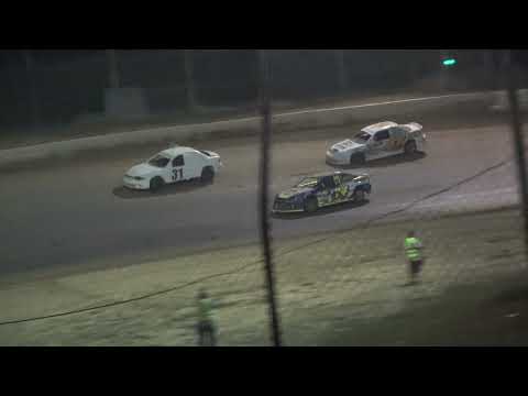 Moler Raceway Park | 9/16/22 | Compacts | Feature - dirt track racing video image