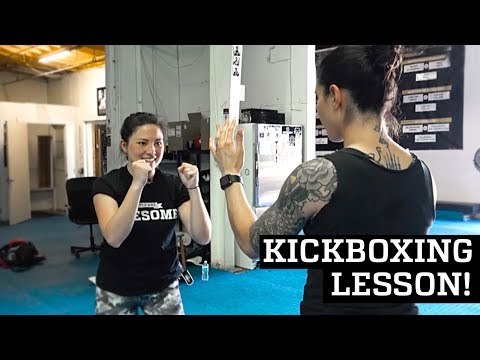 First Muay Thai Kickboxing Lesson! | Awesome Academy - UCIJ0lLcABPdYGp7pRMGccAQ