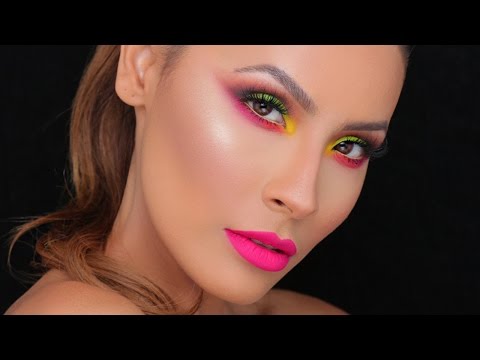 NEON | FESTIVAL MAKEUP LOOK | DESI PERKINS - UCG9nVSLp4nQlW79sY5ihRrg