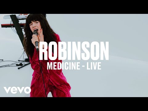 Robinson - Medicine (Live) | Vevo DSCVR ARTISTS TO WATCH 2019 - UC-7BJPPk_oQGTED1XQA_DTw