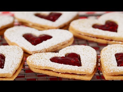 Linzer Cookies Recipe Demonstration - Joyofbaking.com - UCFjd060Z3nTHv0UyO8M43mQ
