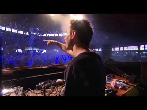 Tomorrowland 2014 | Yahel - UCsN8M73DMWa8SPp5o_0IAQQ