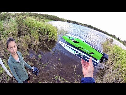 WLtoys 915 High Speed Brushless Boat  Review - [Unboxing, Water/Flip/Leak Test! Pros & Cons] - UCVQWy-DTLpRqnuA17WZkjRQ