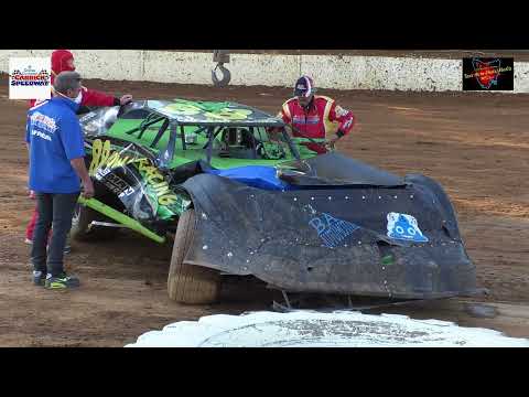 Late Models Hard Hit Cranes Combined Carrick Speedway 18/12/21 - dirt track racing video image