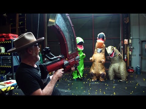 REMIX: 1000 NERF Balls vs. Dinosaurs - UCiDJtJKMICpb9B1qf7qjEOA