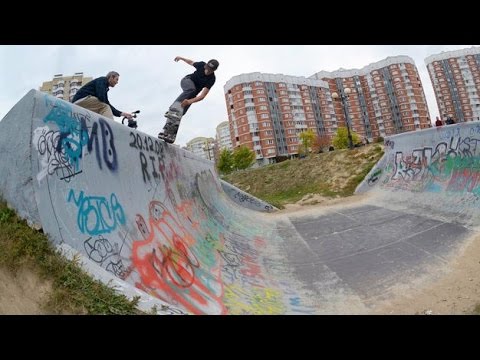 Russian DIY Skate Spots | Antiz and Absurd rock Moscow - Part 2 - UCblfuW_4rakIf2h6aqANefA