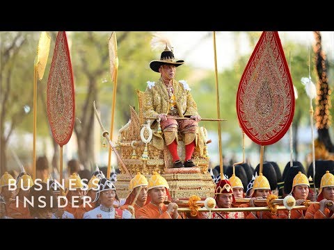 Everything We Know About King Rama X Of Thailand - UCcyq283he07B7_KUX07mmtA