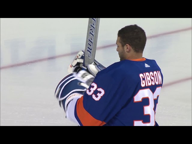 The NHL’s New York Islanders Play the National Anthem in Arabic