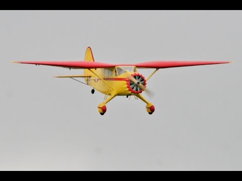 LARGE SCALE STINSON RELIANT - PAT CUSS AT LMA RAF COSFORD RC MODEL AIRCRAFT SHOW - 2014 - UCMQ5IpqQ9PoRKKJI2HkUxEw