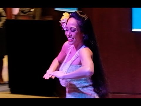 Traditional Hawaiian Hula dances from KA WA‘A luau at Aulani, a Disney Resort & Spa - UCYdNtGaJkrtn04tmsmRrWlw