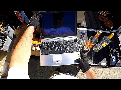 Dumpster Diving 11 (Found Laptop, Cameras, Docking Statons, Xbox 360 Parts, Booze & More!) - UChC6F1VK_k7vu5IJEGBuleg