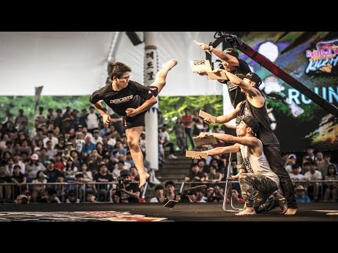 Freestyle Kicking Battles in South Korea - Red Bull Kick It 2015 - UCblfuW_4rakIf2h6aqANefA