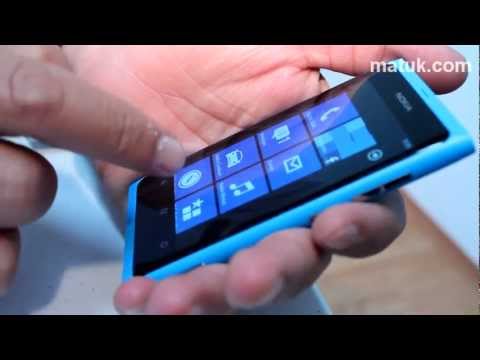 Unboxing Nokia Lumia 800 - UCL77wBJaCEeEe2gdcEqY6nQ