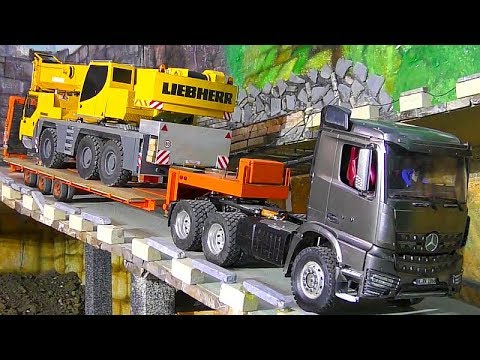 RC Crane Transport! Loses hydrulic oil! Rc Trucks! RC Machines! RC Action! RC - UCT4l7A9S4ziruX6Y8cVQRMw