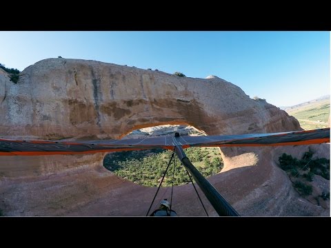 GoPro: Hang Gliding Wilson Arch - UCqhnX4jA0A5paNd1v-zEysw