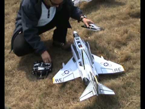 RC F-4 Phantom 2 Maiden Flight n Review - UCsFctXdFnbeoKpLefdEloEQ